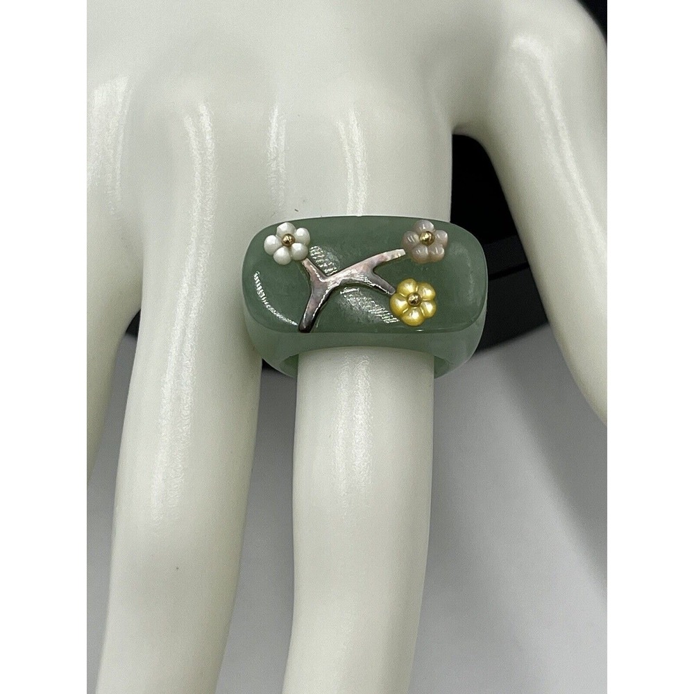 Jade Natural Icy Green Jadeite and MOP Flower Saddle Beautiful 14k Ring Sz 7.5-8 - Picture 6 of 13